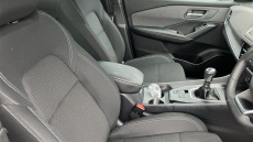 Nissan Qashqai 1.3 DiG-T MH Acenta Premium 5dr Petrol Hatchback